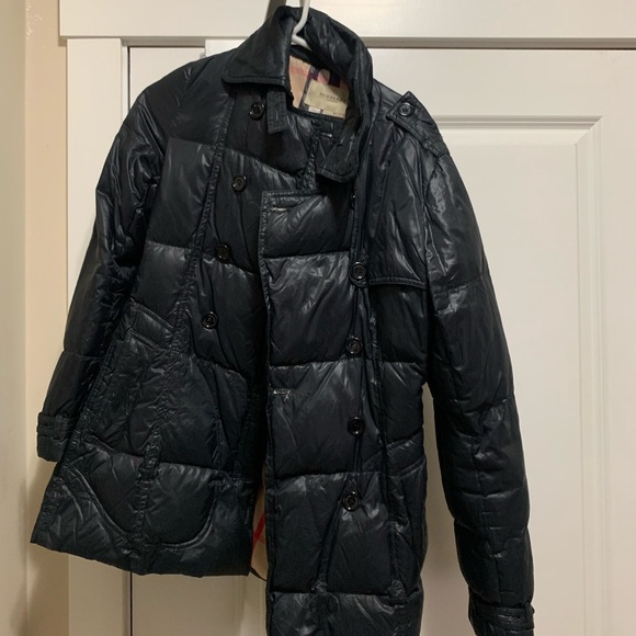 Authentic burberry jacket. - Picture 4 of 4